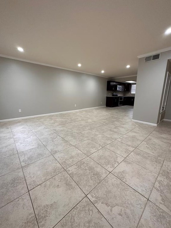 14333 Memorial Dr Apt 83, Houston, TX 77079