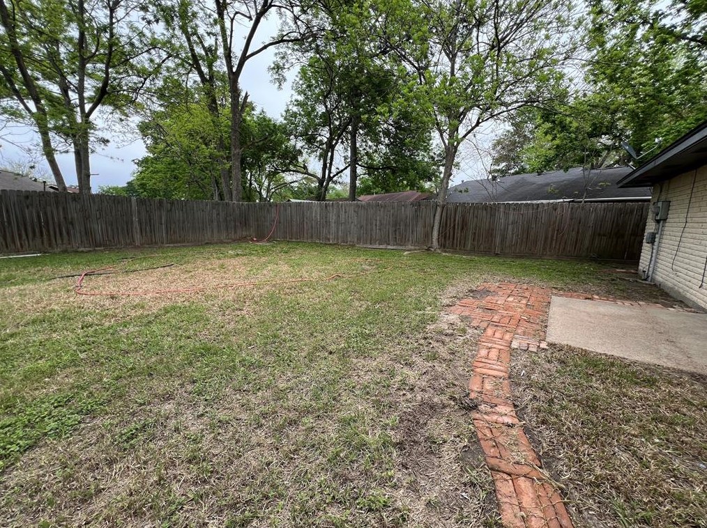 7514 Vernwood St, Houston TX 77040-2713 exterior