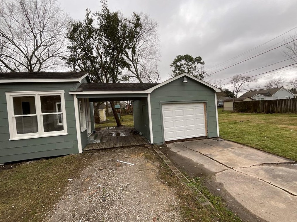 302 N 5th St, Morgans Point, TX 77571