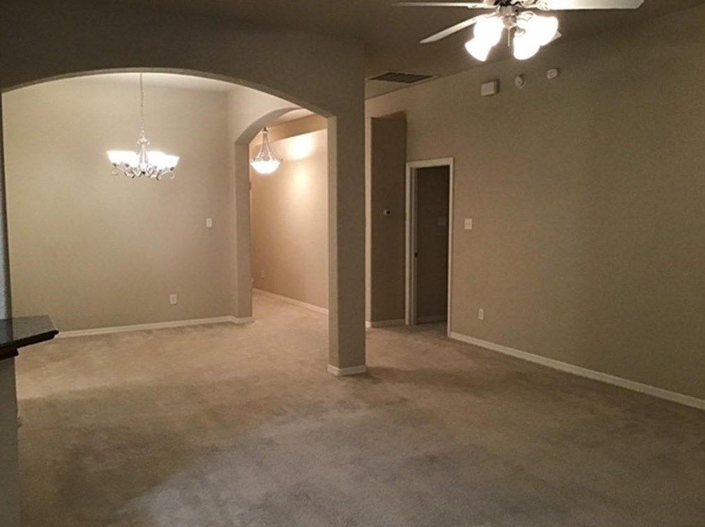 8014 Tarrytown Crossing Dr, Conroe, TX 77304