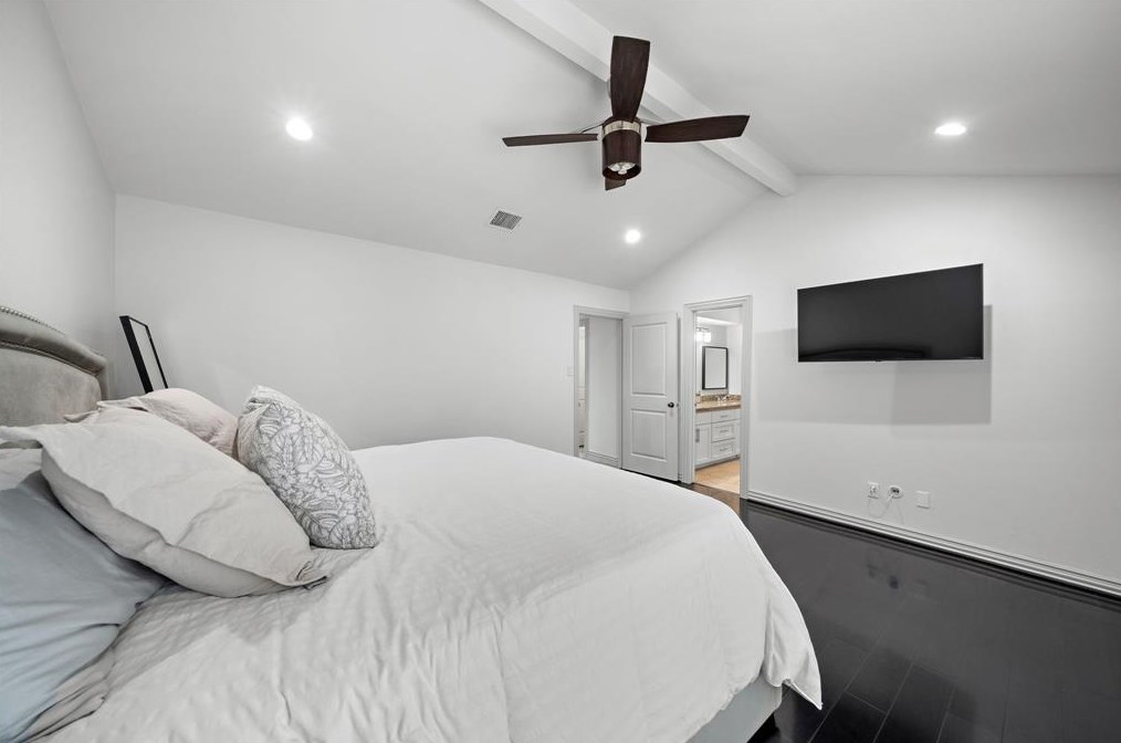 1007 Frst Home Dr, Houston TX  77077-1812 exterior