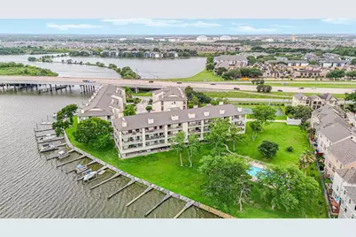 18809 Egret Bay Boulevard #306, Webster, TX 77058 - Photo 4