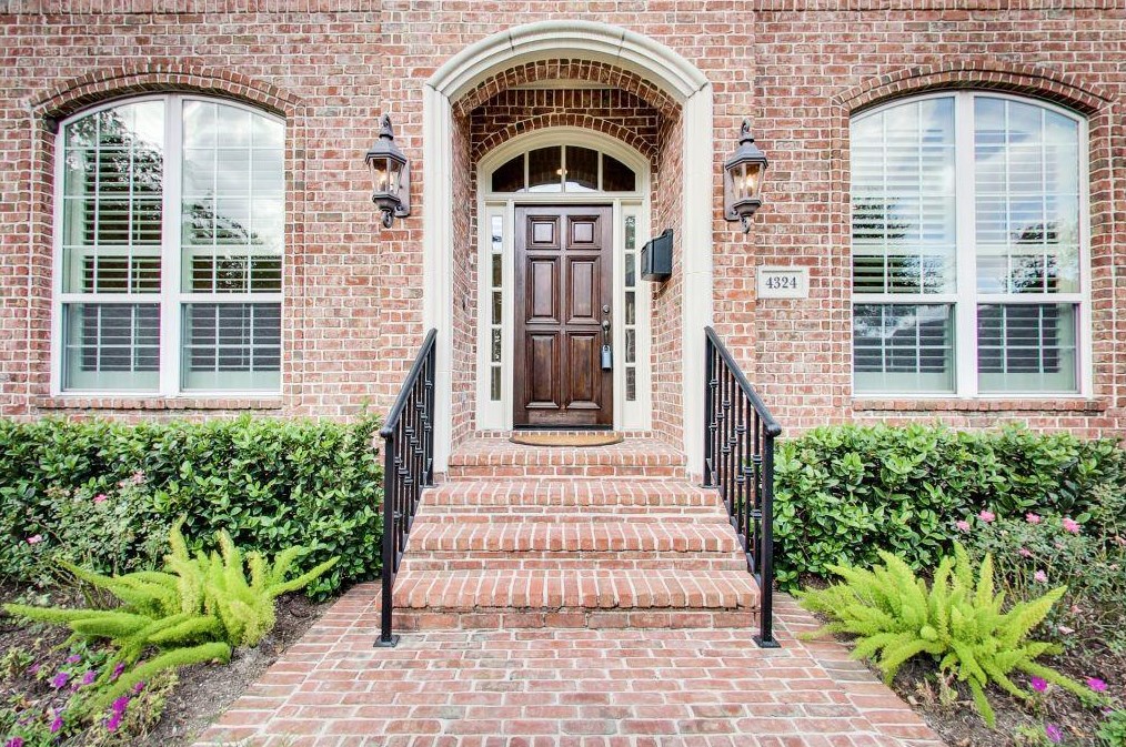 4324 Ione St, Bellaire, TX 77401