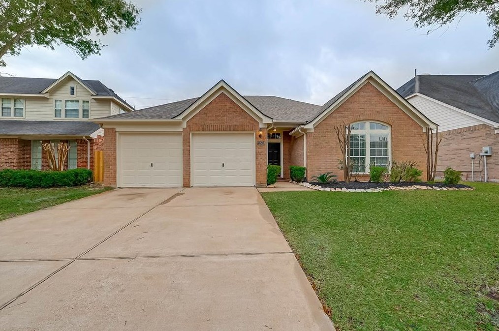 22523 Cascade Springs Dr, Katy TX  77494-8249 exterior