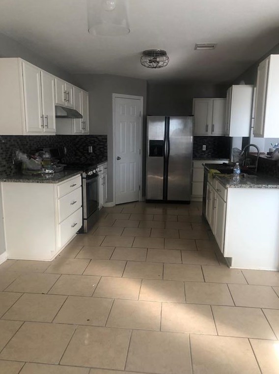6019 Sandy Creek Dr, Baytown, TX 77523-7648
