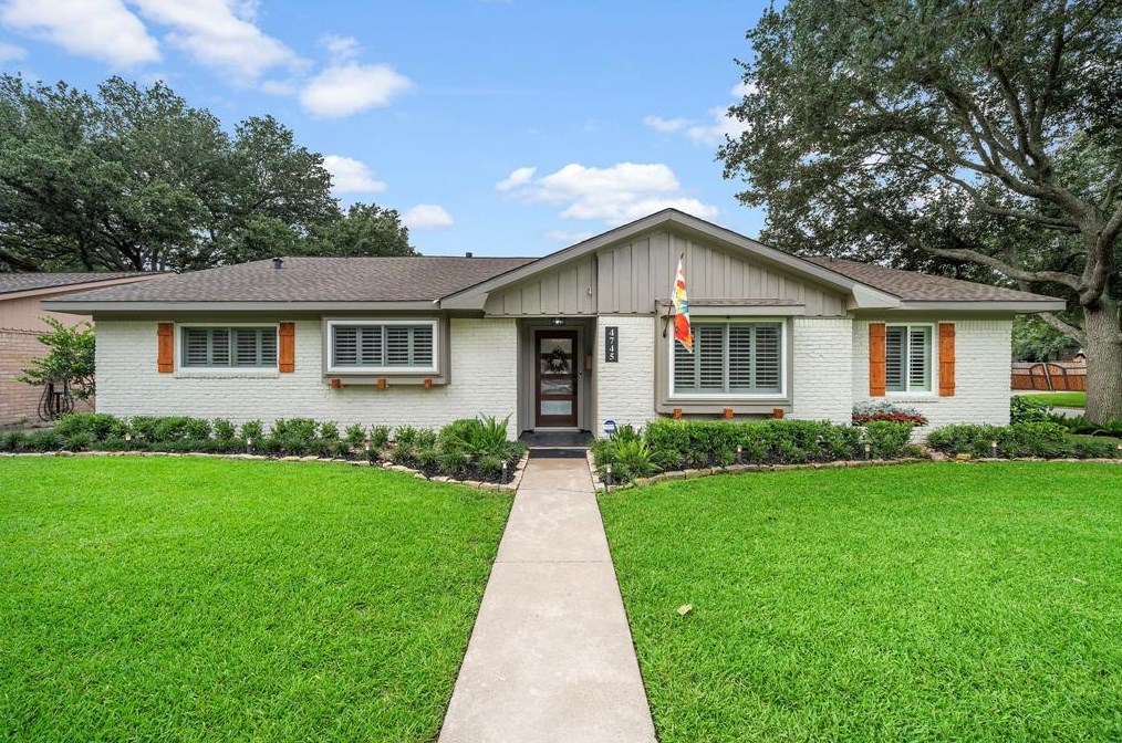 4745 Spellman Rd, Houston, TX 77035