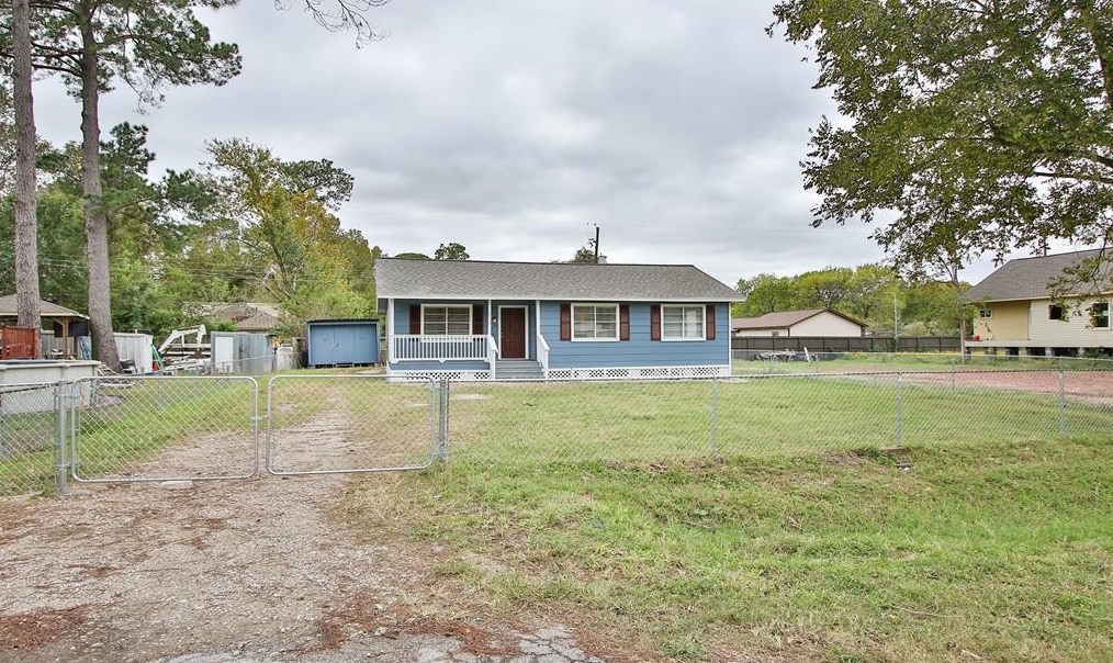 6110 Glen Lee Dr, Humble, TX 77396