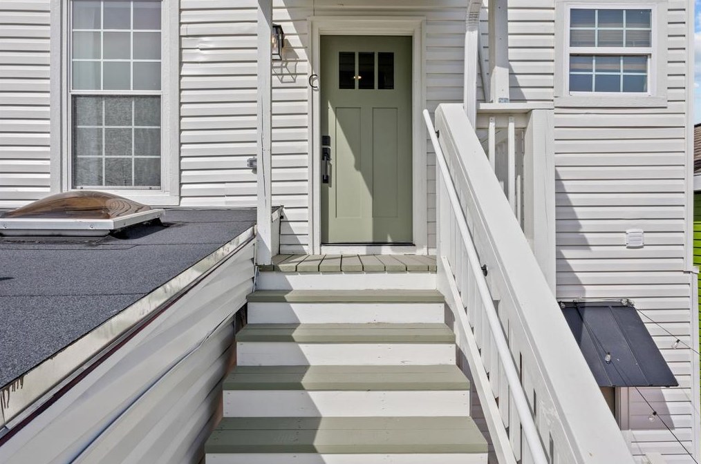 827 Winnie St #unit C, Galveston, TX 77550