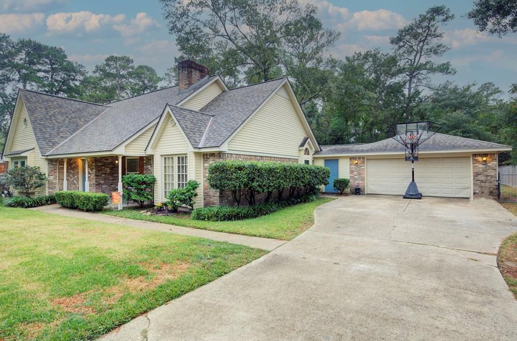 8711 Seber Dr, Tomball, TX 77375-5230