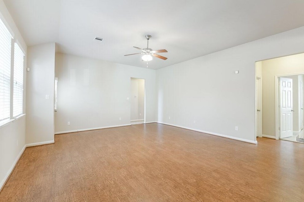 3346 Allington Ct, Houston TX  77014-2915 exterior