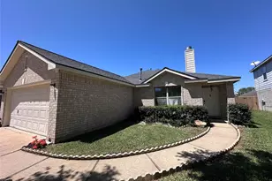 3927 Brook Garden Ln, Katy, TX 77449 - Photo 2