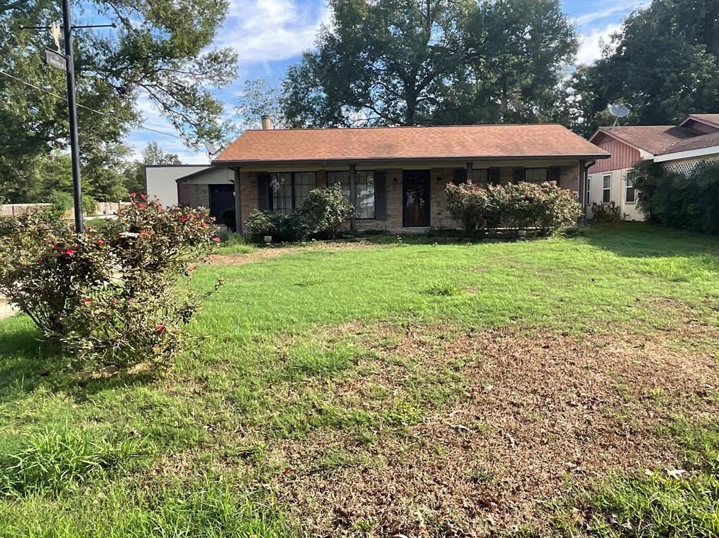 173 Springview Dr, Livingston, TX 77351