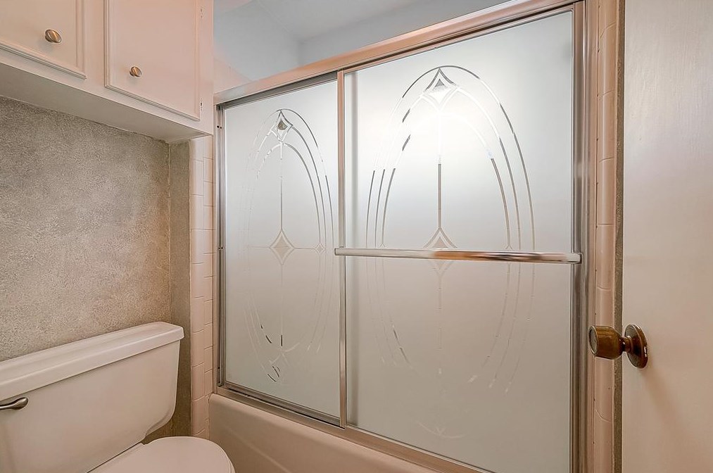 20518 Manette Dr, Katy TX  77450-2014 exterior