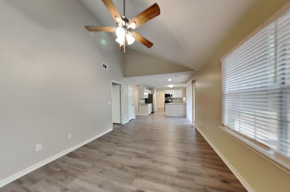 203 Sandpebble Dr, Spring, TX 77381