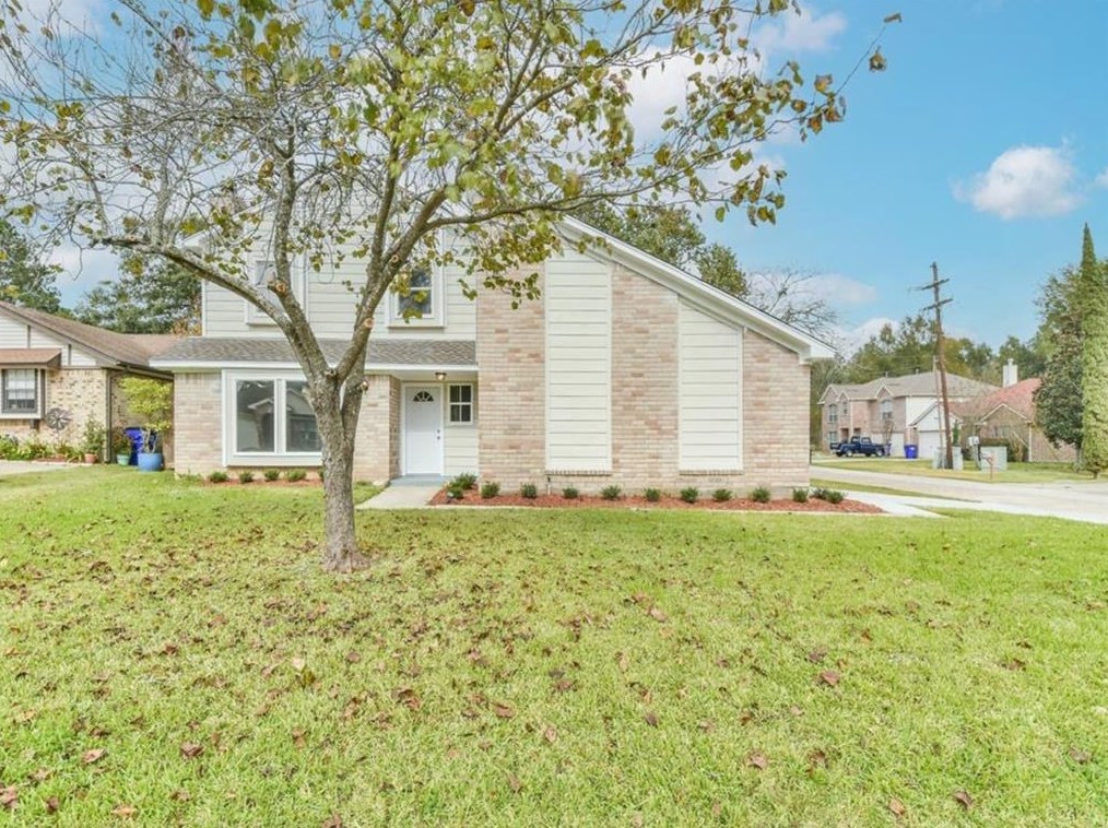12014 La Salle Oaks, Conroe, TX 77304