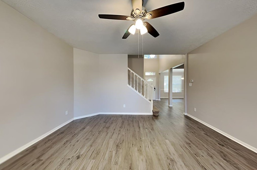 10823 Allens Landing Dr, Houston, TX 77065