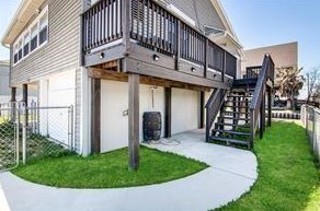 7112 Delesandri Dr, Hitchcock, TX 77563