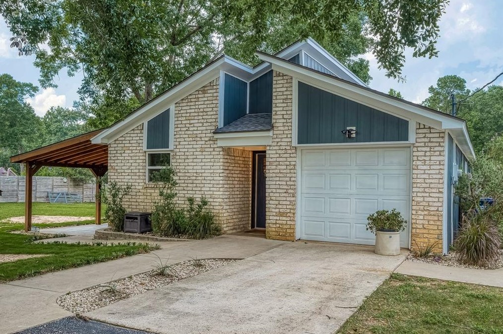 11663 Willis Waukegan Rd, Conroe TX  77303-4437 exterior