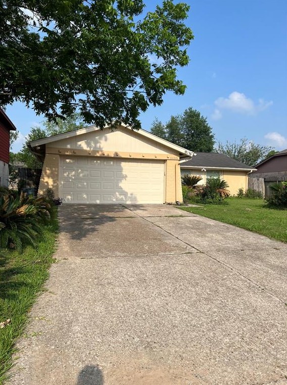 8406 Parasol Ln, Houston, TX 77064