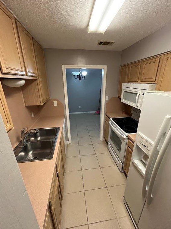 9707 Richmond Ave Apt 118, Houston, TX 77042