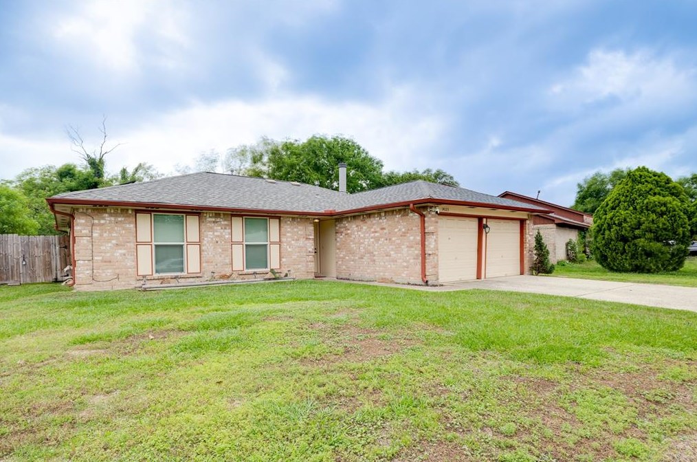 14123 Whispering Palms Dr, Houston, TX 77066-5527
