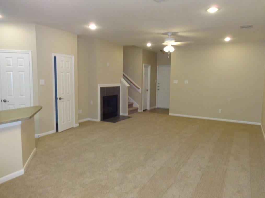 8111 Fisher Glen Ln, Houston, TX 77072