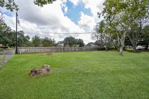 1510 Michael St, El Campo, TX 77437 - Photo 48