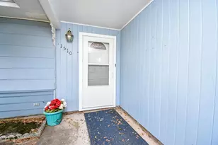 1510 Michael St, El Campo, TX 77437 - Photo 6