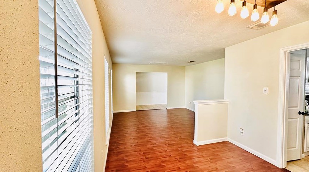 9739 Railton St, Houston, TX 77080
