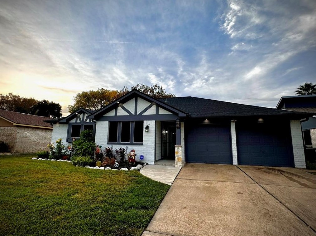 422 Breeze Park Dr, Houston, TX 77015