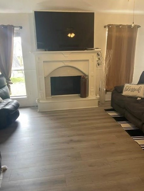 2334 Capital St, Pasadena, TX 77502-5654