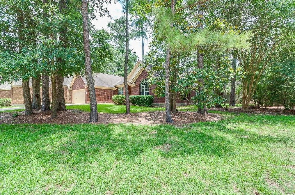 70 Lace Arbor Dr, Spring TX  77382-1200 exterior