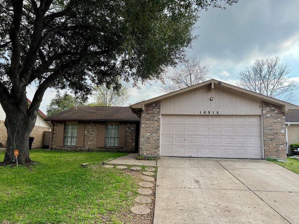 16915 Grampin Dr, Houston, TX 77084