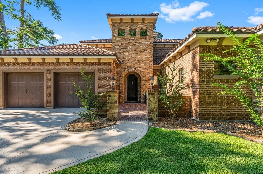 2508 Centerline Rd, Conroe, TX 77384-4300
