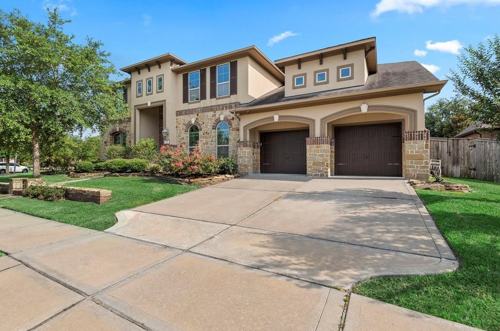19303 Water Bridge Dr, Cypress, TX 77433-3177