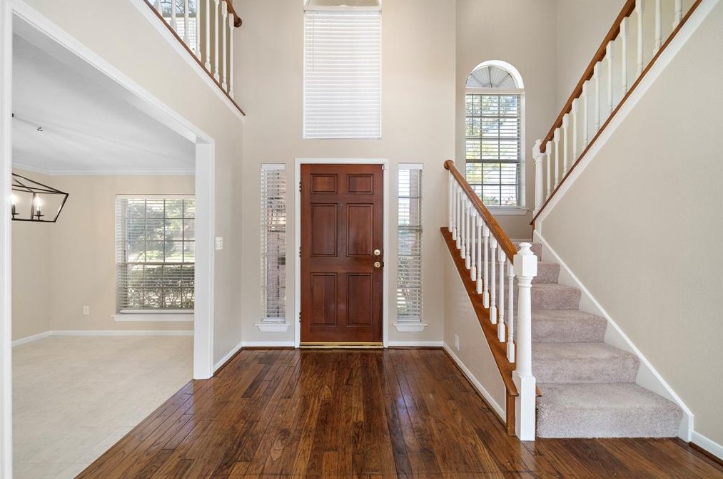 14622 Oak Chase Dr, Houston TX  77062-2213 exterior