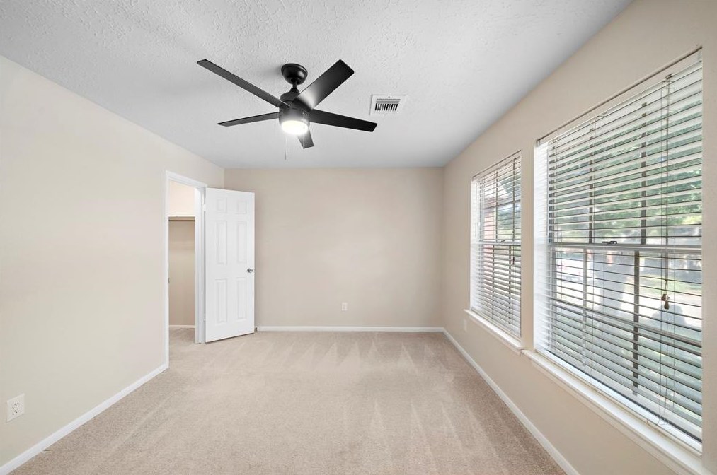 14622 Oak Chase Dr, Houston TX  77062-2212 exterior
