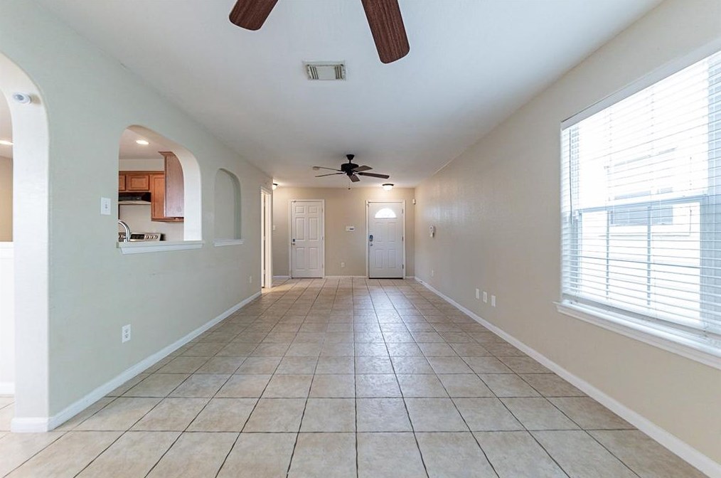 11147 Opatrny Mdw Ln, Houston TX  77064-3499 exterior