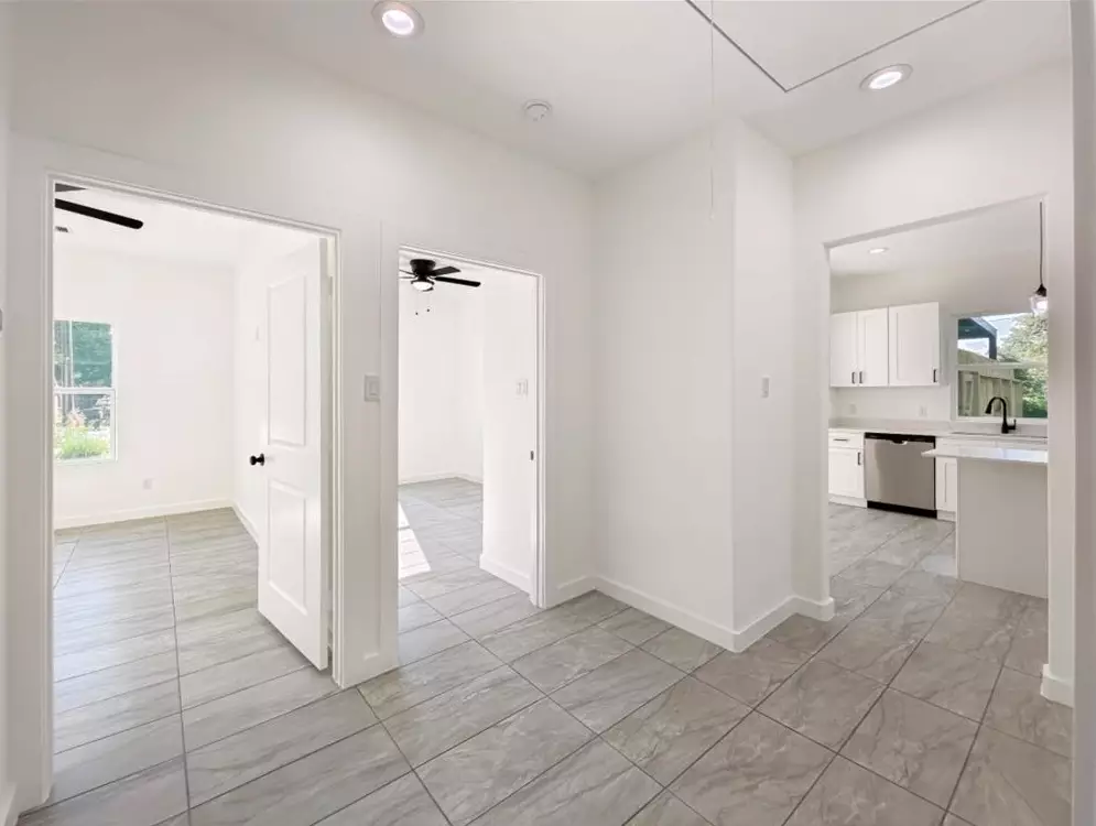 4923 Bostic St, Houston TX  77093-7423 exterior