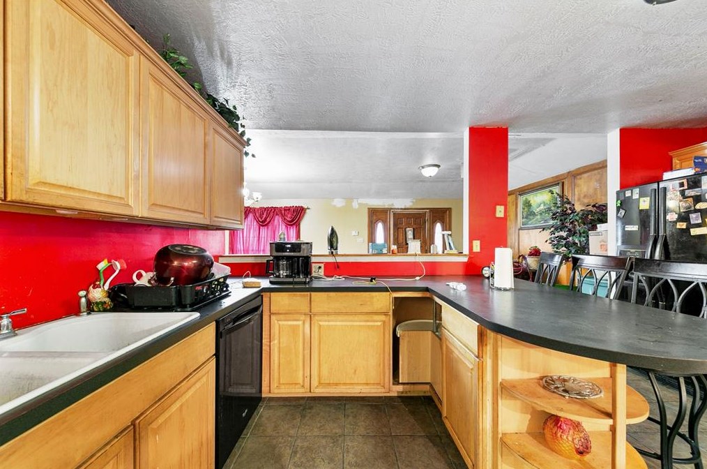 7409 Touchstone, Houston TX  77028-1707 exterior