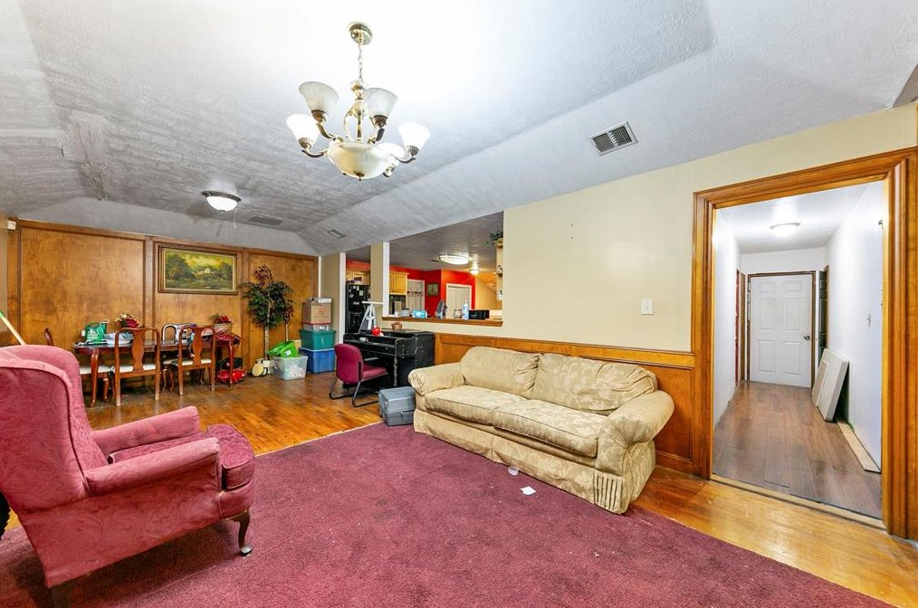 7409 Touchstone, Houston TX  77028-1707 exterior