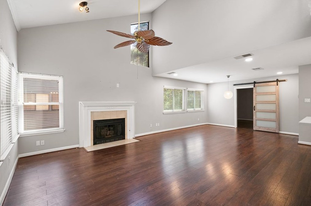 54 Sawmill Grove Ln, Spring TX  77380-2171 exterior