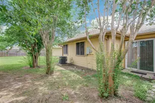 11187 Thunderhaven Dr, Houston, TX 77064 - Photo 10
