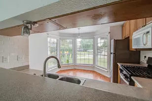 11187 Thunderhaven Dr, Houston, TX 77064 - Photo 16