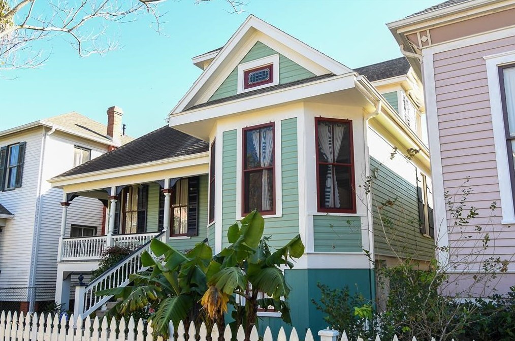 1715 Church St, Galveston, TX 77550