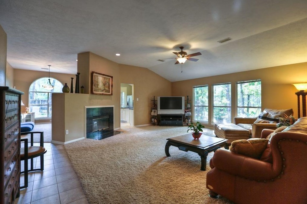 2 Tranquil Glade Pl, Spring TX  77381-4710 exterior