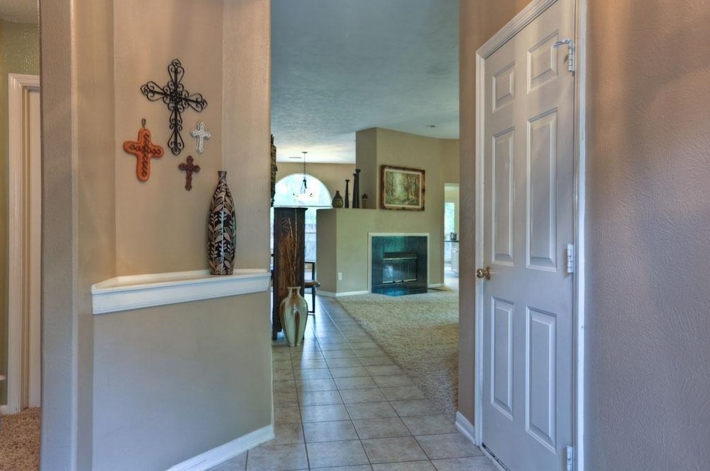 2 Tranquil Glade Pl, Spring TX  77381-4710 exterior