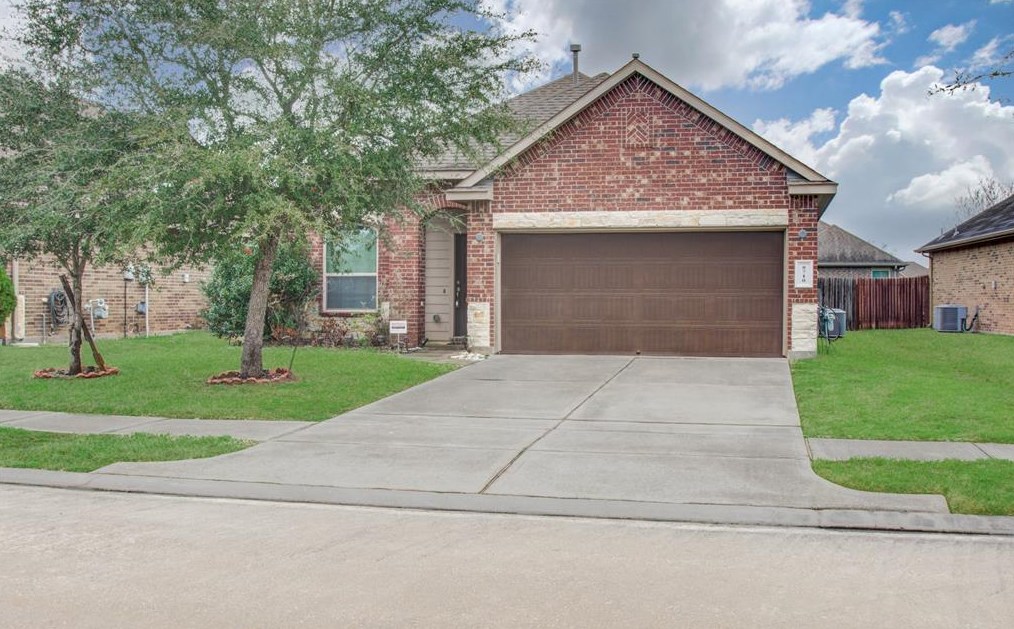 8710 Austin Thomas Dr, Cypress TX  77433-3920 exterior