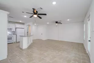 5403 Farley Dr, Houston, TX 77032 - Photo 6