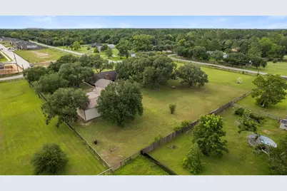 3911 N Elm Road, Santa Fe, TX 77517 - Photo 32